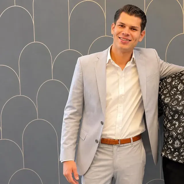 Darwin B. Sarmiento, President / CEO of Crows Roofing