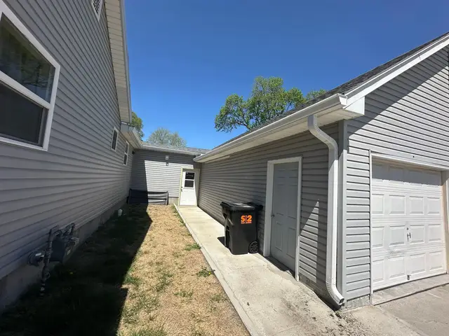 Roof Replacement and New Gutters in Fremont, NE – photo 2
