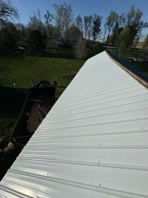 Ribbed Metal Roof on an Outbuilding in Hooper, NE – photo 7