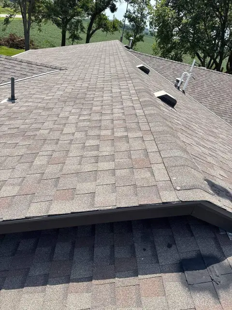 Brown Architectural Shingle Roof Replacement in West Point, NE – photo 7