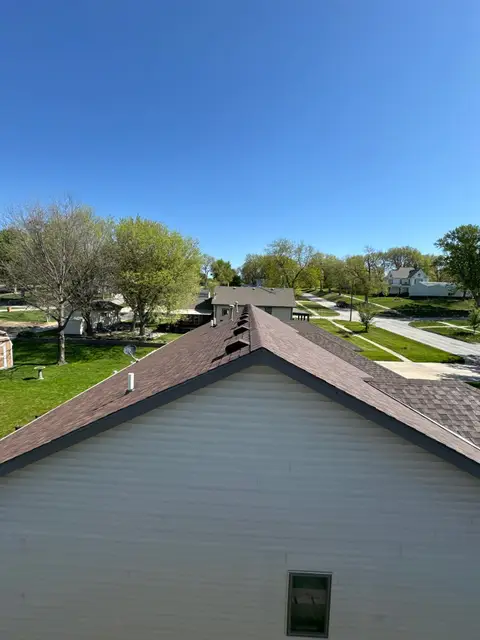 Brown Architectural Shingle Roof in Wisner, NE – photo 5